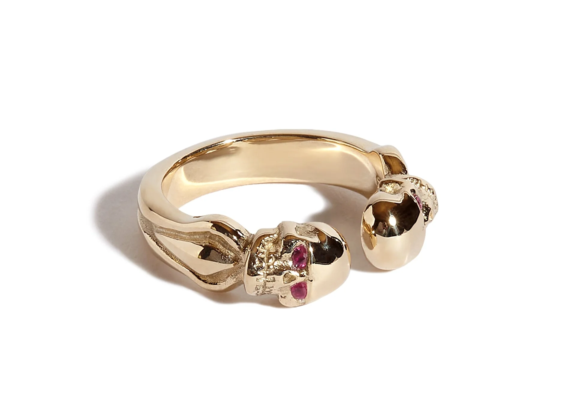 9ct Gold Double Headed Open Skull Band with Ruby Eyes - Image 4
