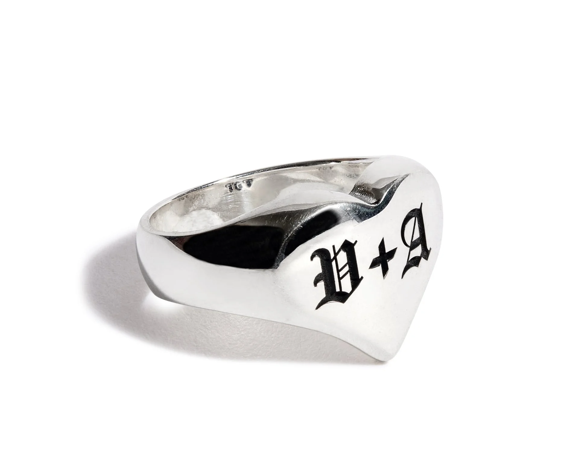 Engraved Solid Heart Ring - Image 7