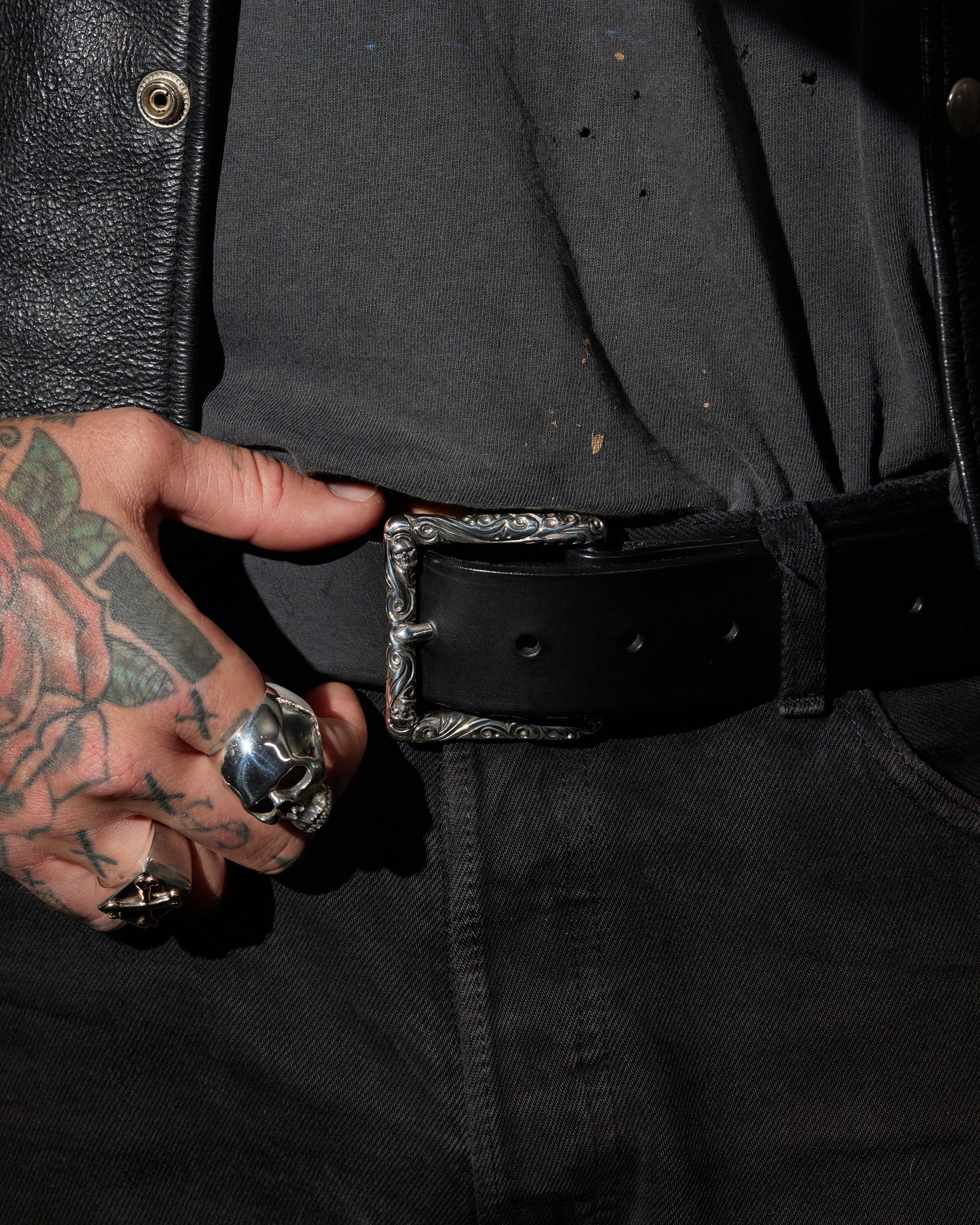 Ornate Belt Buckle with Gold Skulls - Image 3