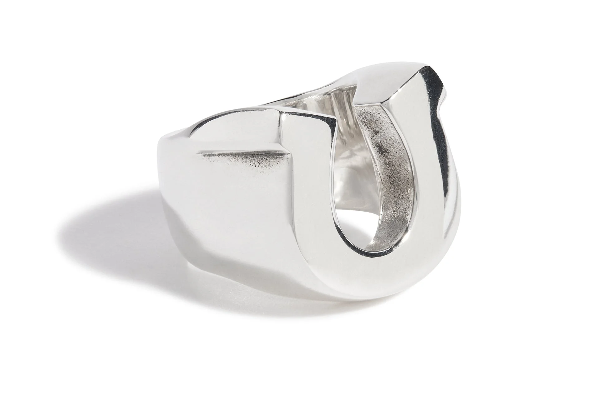 Plain Horseshoe Ring - Image 4