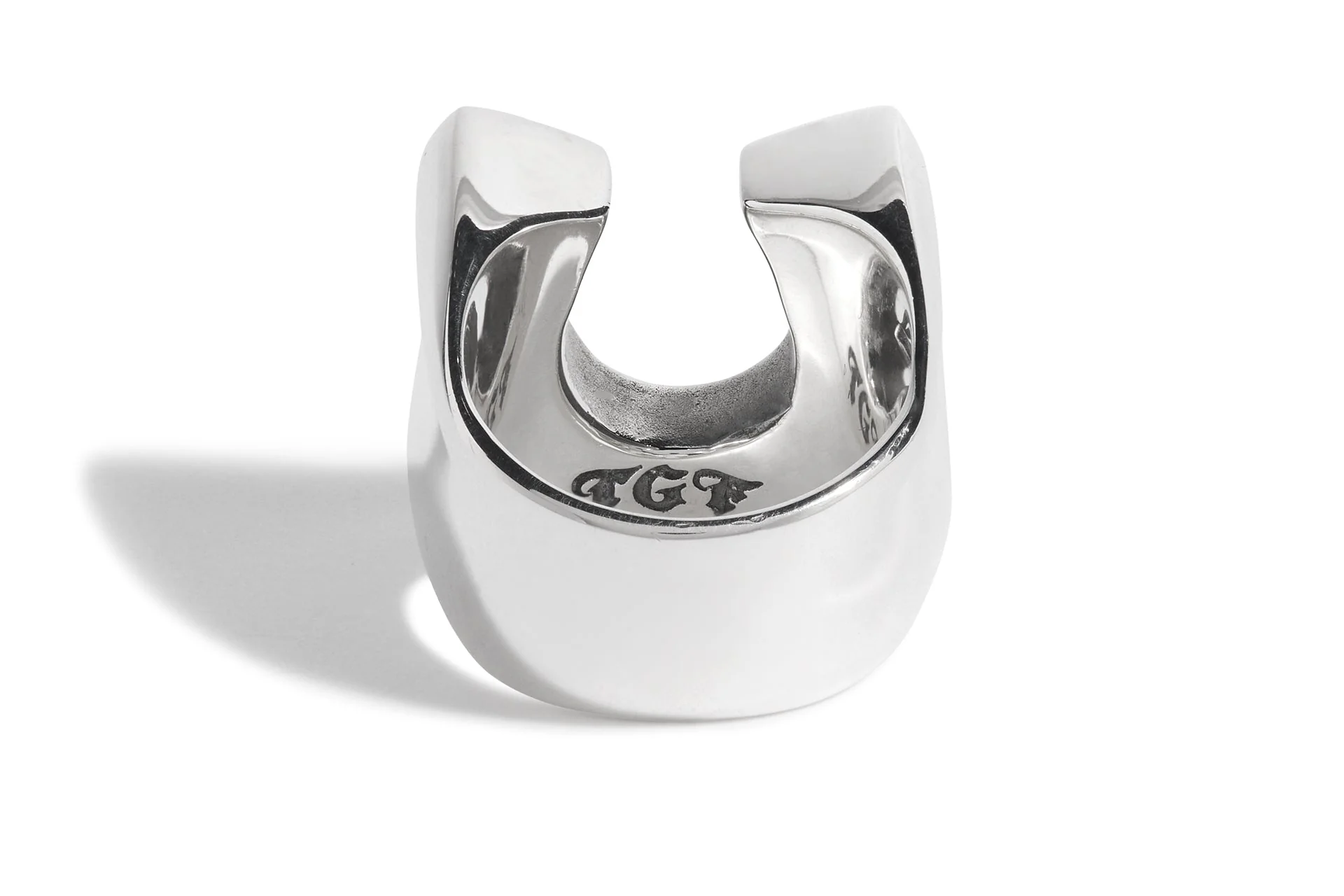 Plain Horseshoe Ring - Image 5