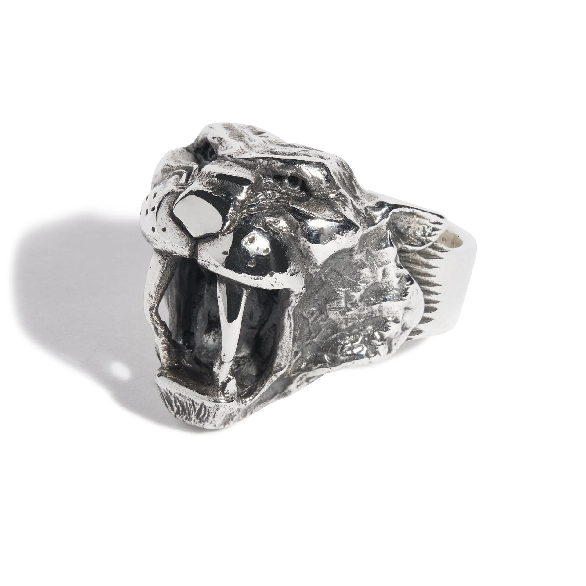Sabretooth Ring - Image 2