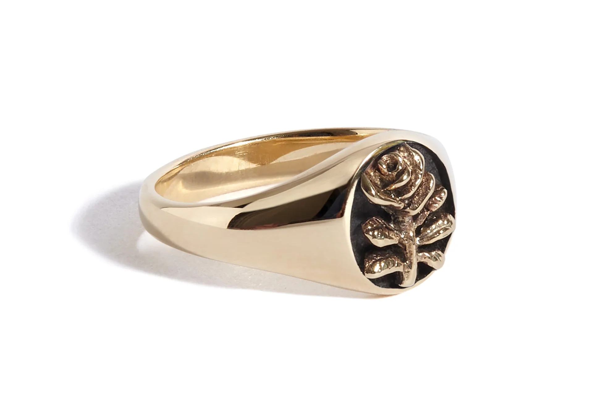 Solid 9ct Gold Sammi x TGF Rose Signet Ring - Image 3