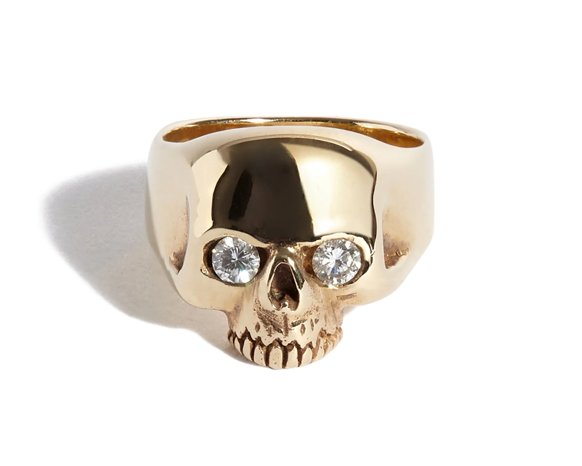 Solid 9ct Gold Smallest Evil Skull Ring with Diamond Eyes - Image 2