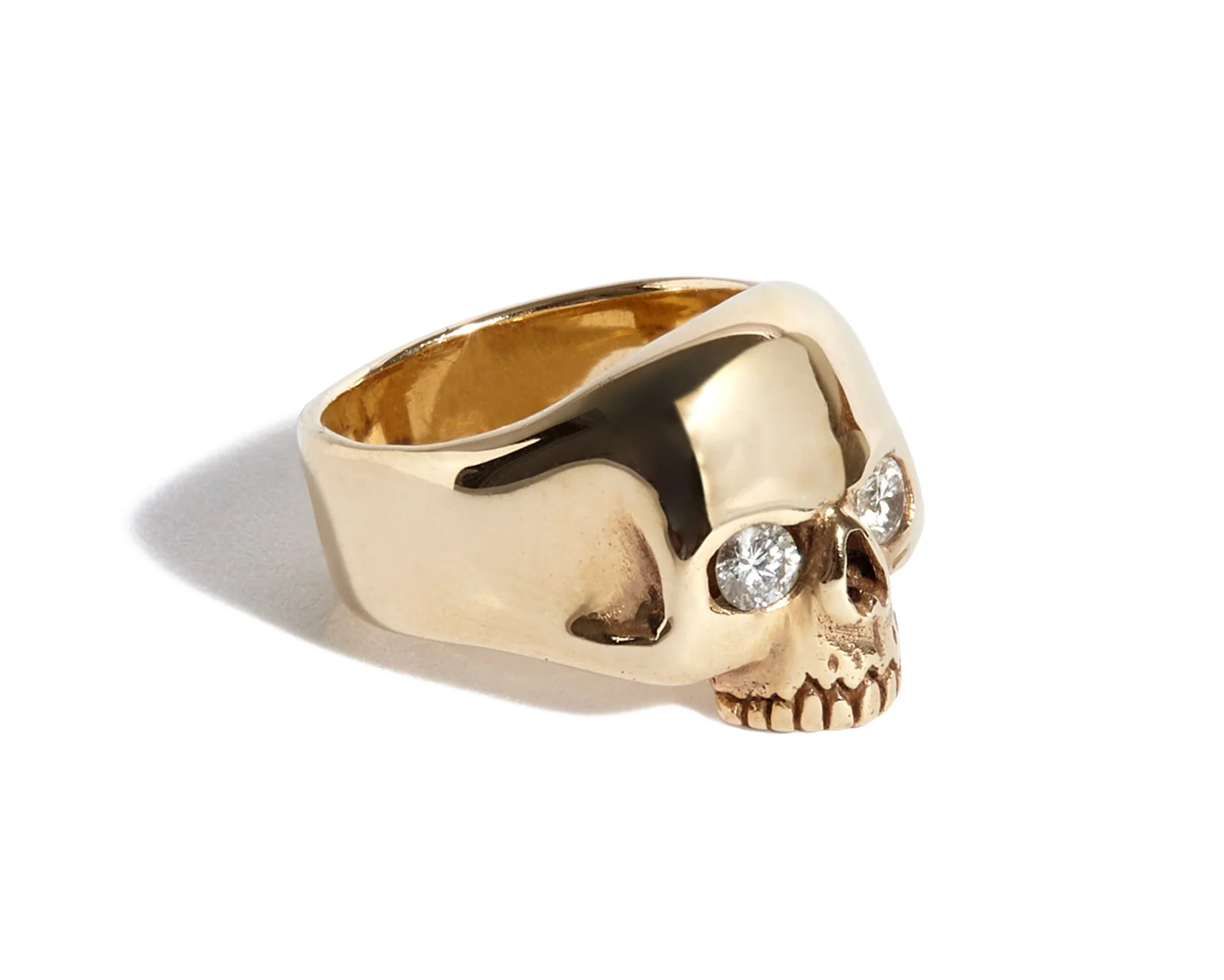 Solid 9ct Gold Smallest Evil Skull Ring with Diamond Eyes - Image 4