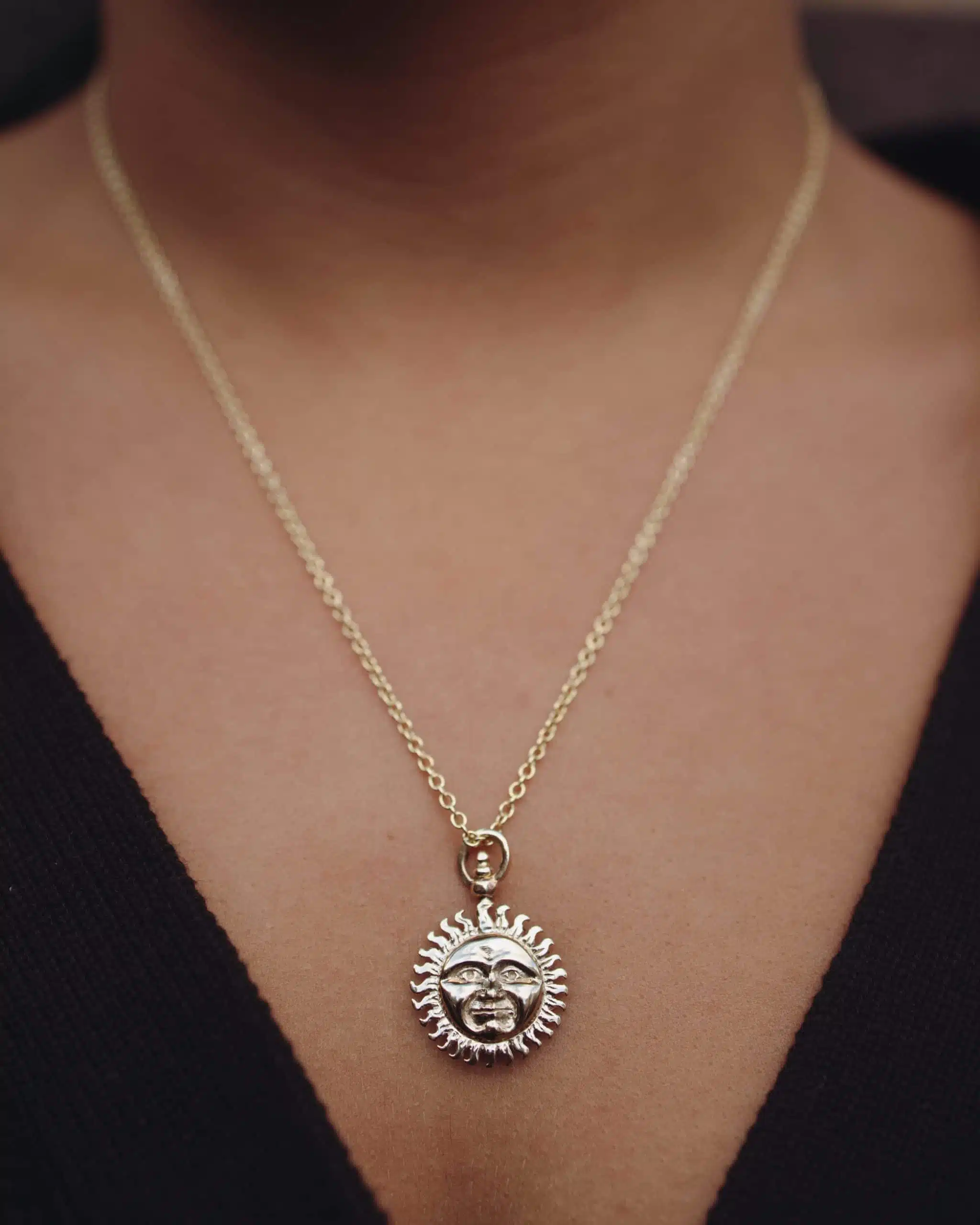 Solid 9ct Gold Sun, Moon and Stars Pendant with Diamonds - Image 6